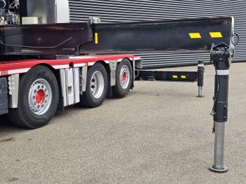 MAN TGX 37.480 8x2-6 / HMF 85 t/m CRANE / KRAN